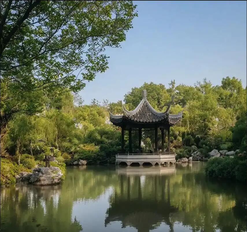 新疆雨真土建有限公司